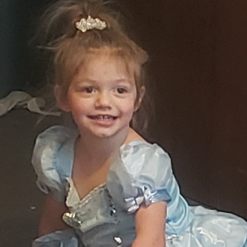 Meet your Posher, Ashley